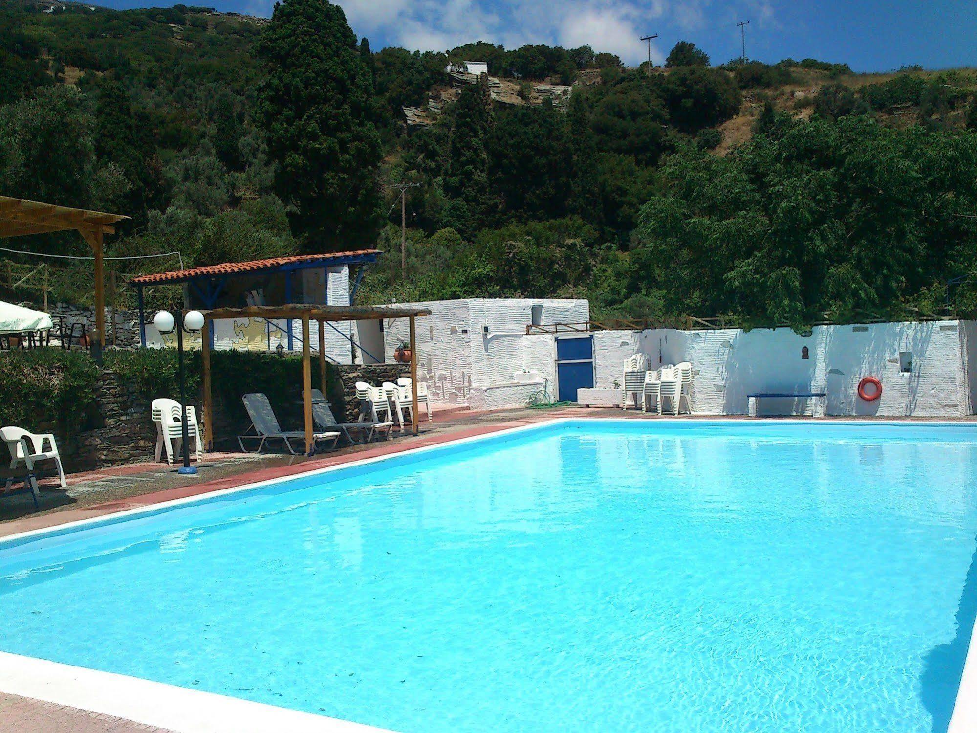 Sariza Spring Hotel Apikia  Exteriör bild